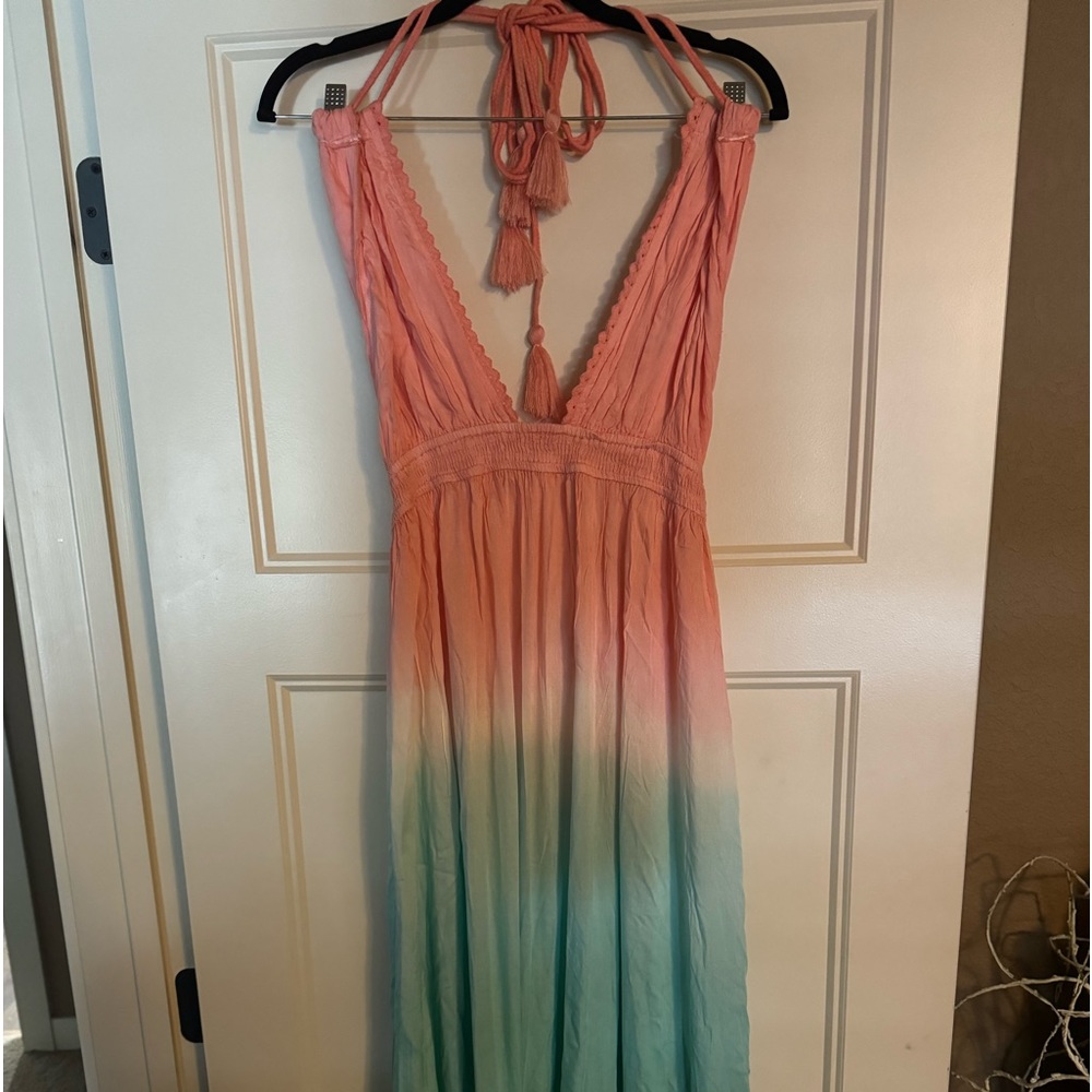 BRAND NEW LARGE DRESS